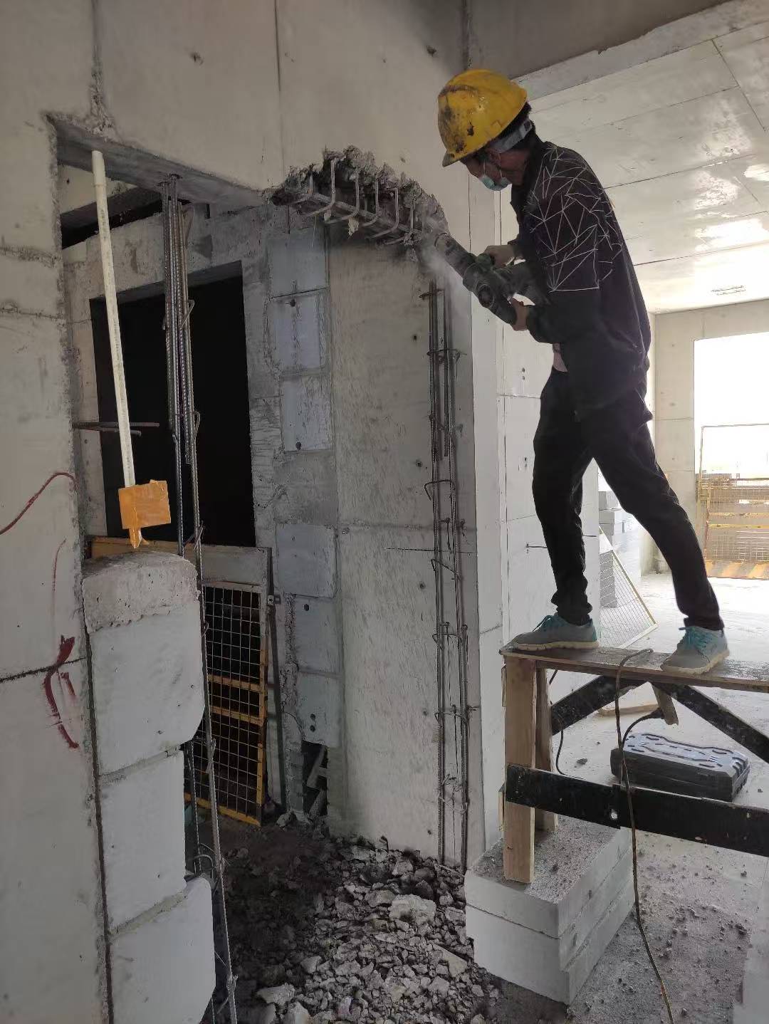 鸡西旧房改造房屋如何加固